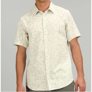 Lululemon Mens Short SleeveButton Up Shirt Abstract Print Live inPractice SizeM